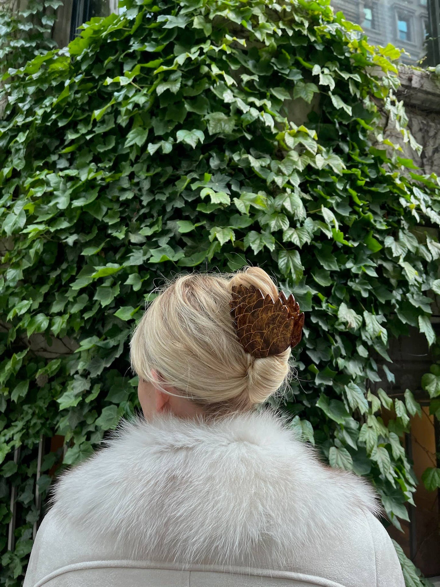 Hand-painted Pinecone Claw Hair Clip