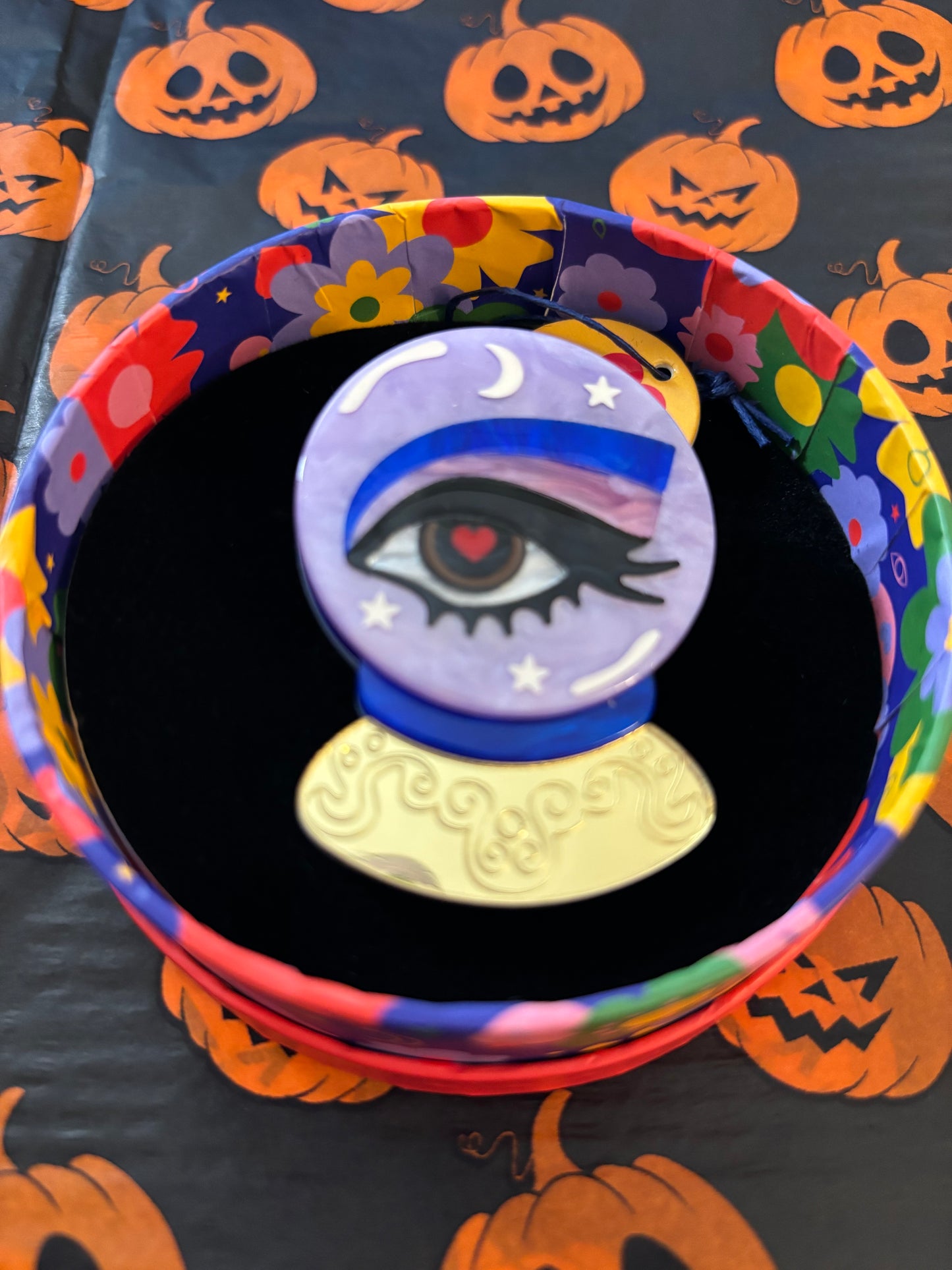 Pre owned - Keen Eyed Insight brooch