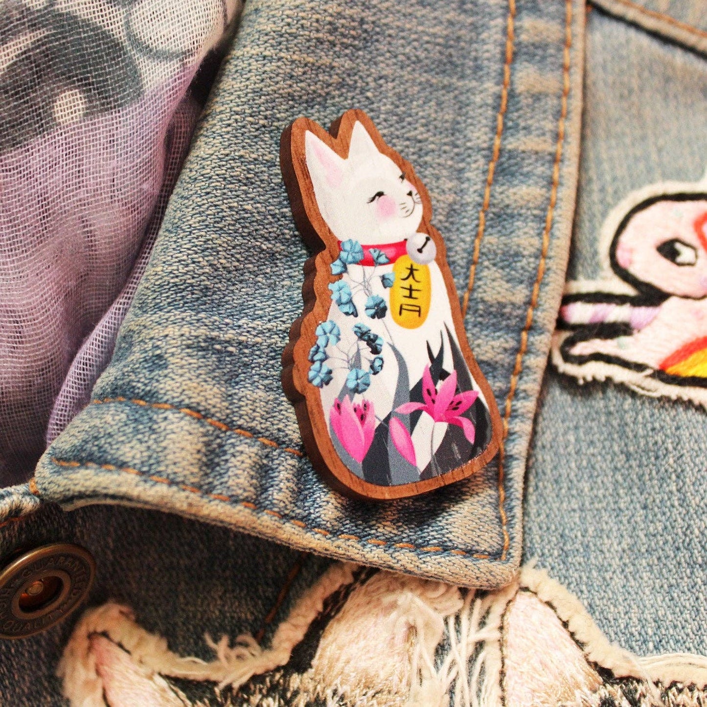 Lucky Cat Brooch