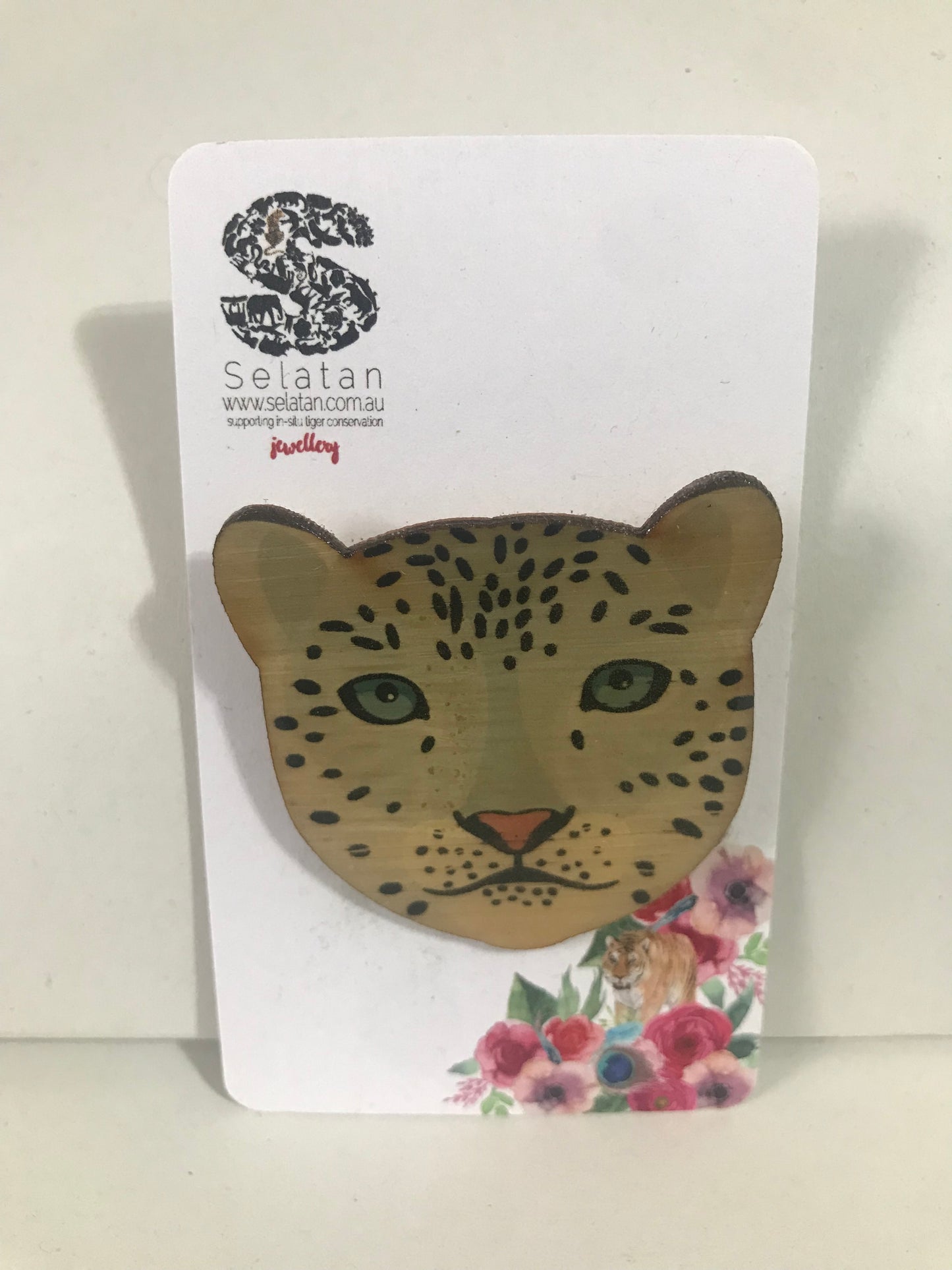 Selatan Snow Leopard Face Brooch SALE WAS £15