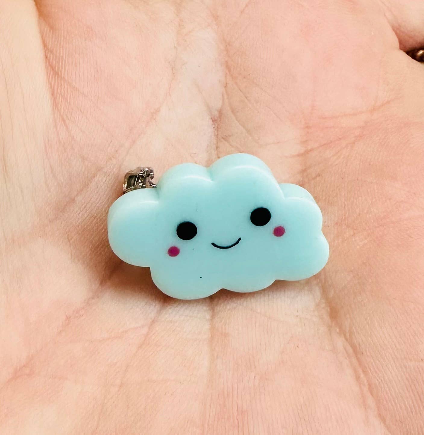 Mini Cloud resin brooch 5 colours