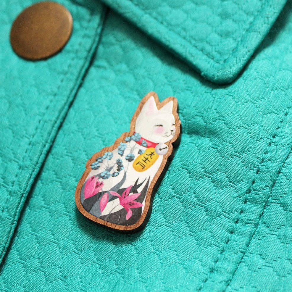 Lucky Cat Brooch