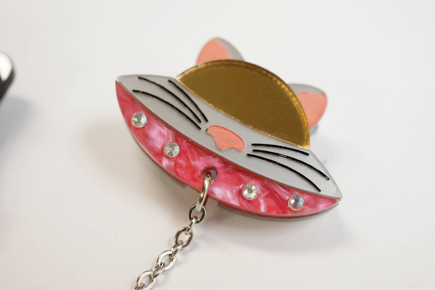 Double Clasp Feline Connection