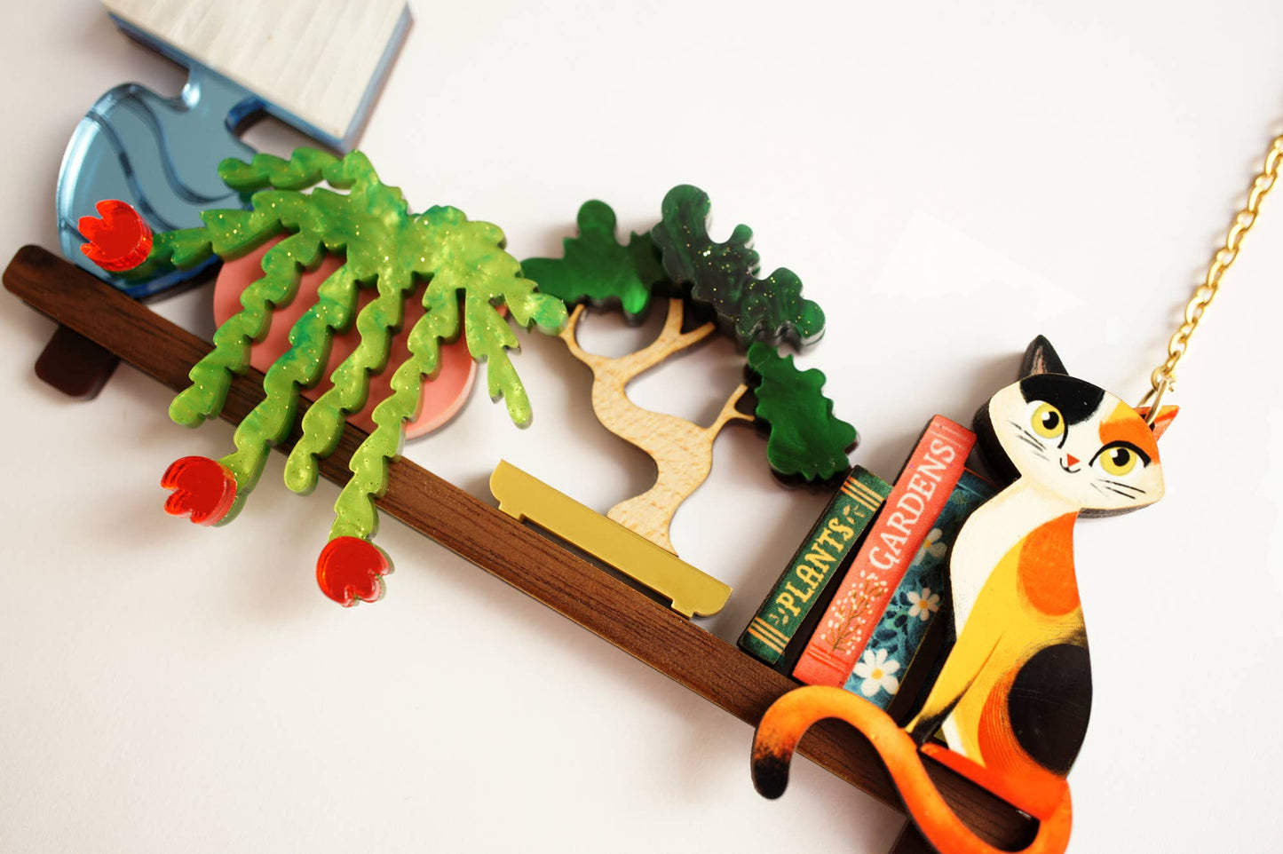 Necklace - Shelf Plants And Cat - expected 10th June