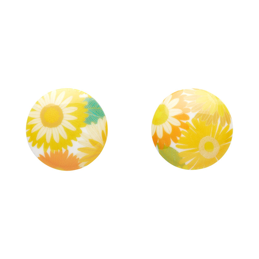 Daisy Rounded Stud Earrings