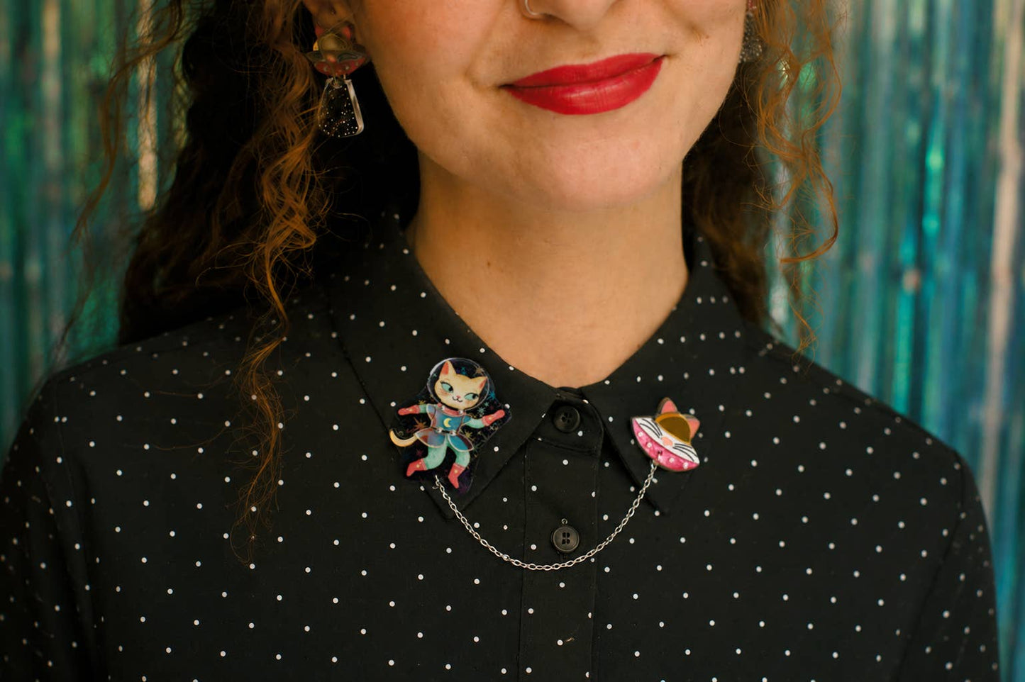 Double Clasp Feline Connection