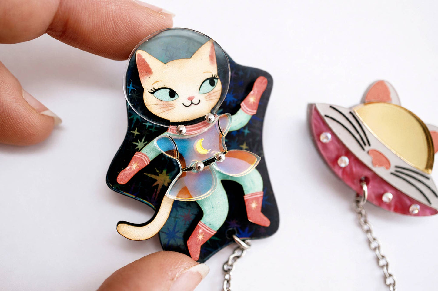 Double Clasp Feline Connection