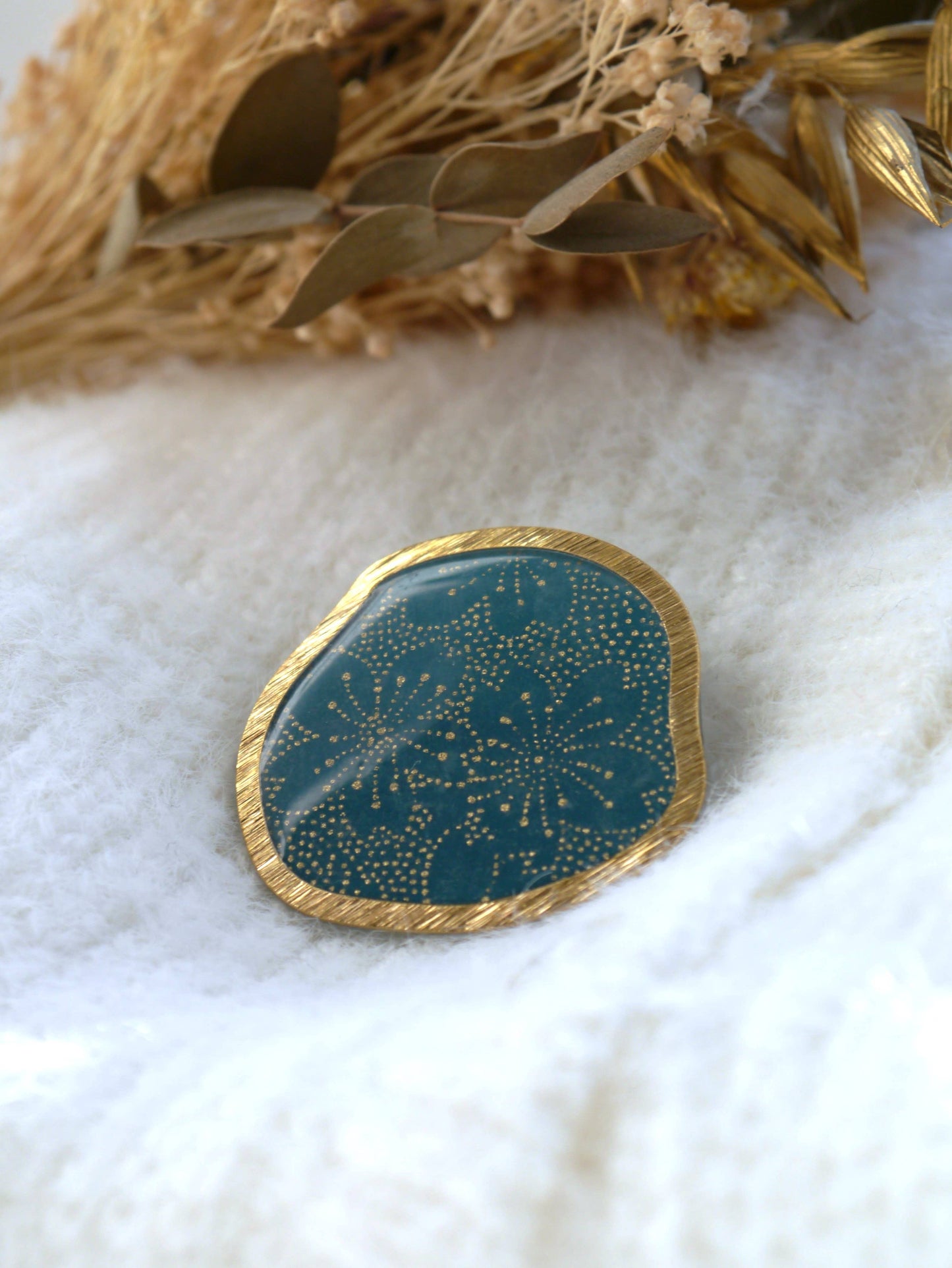 Japanese paper brooch - Turquoise blue flowers