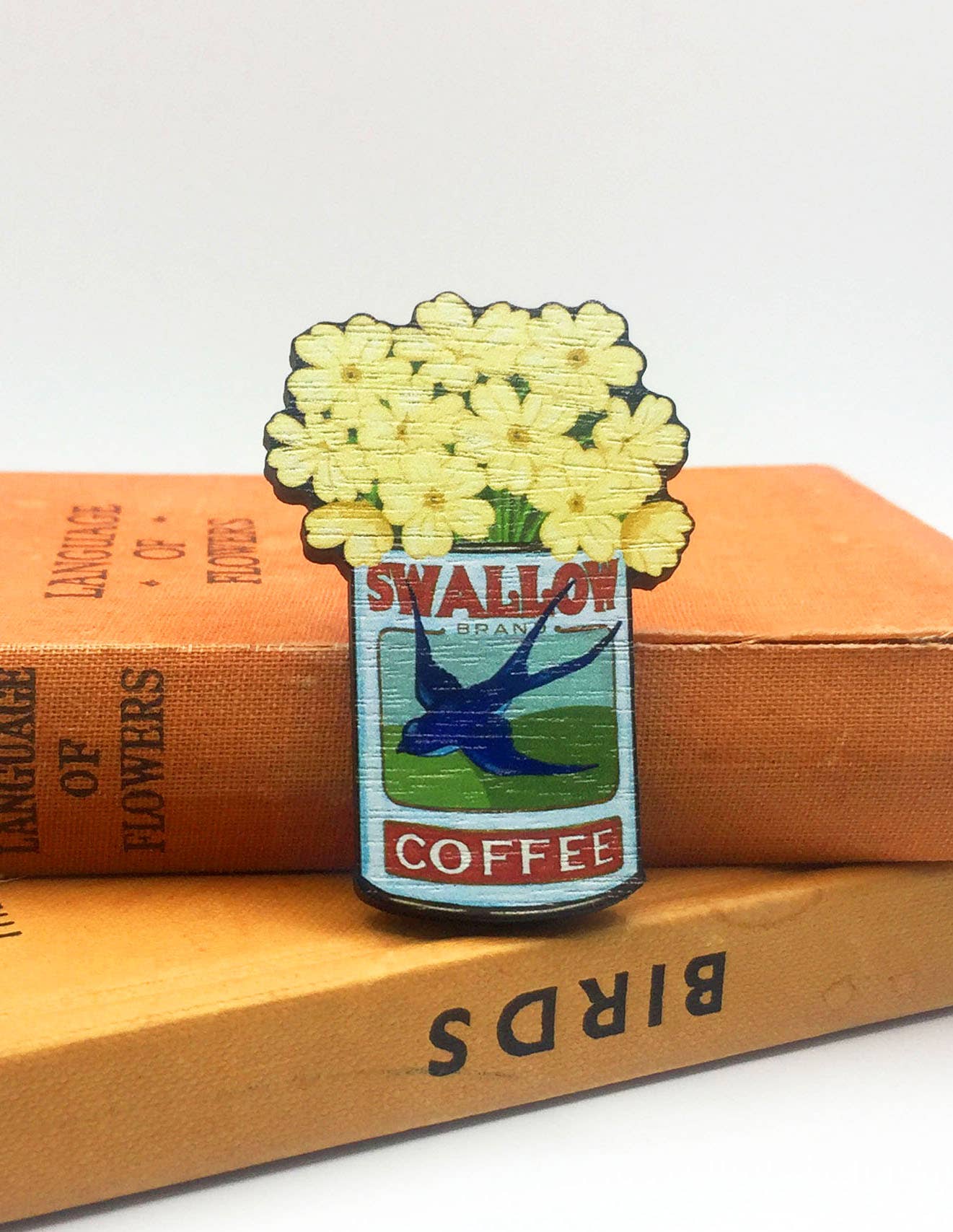 Vintage Flower Wooden Pin Badge-Primroses